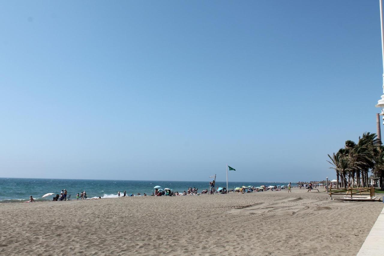 Frente Al Mar Apartment Malaga Bagian luar foto