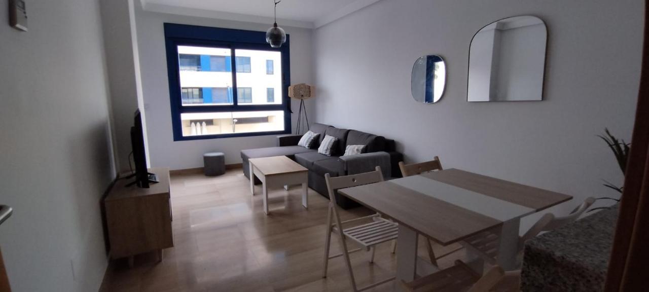 Frente Al Mar Apartment Malaga Bagian luar foto