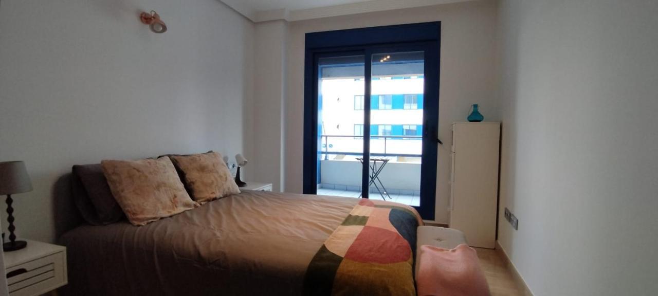 Frente Al Mar Apartment Malaga Bagian luar foto